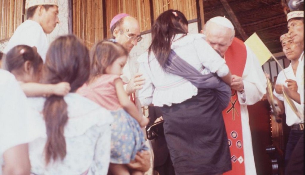 Así fue la visita del Papa Juan Pablo II a Iquitos, en la región Loreto. (Foto: Archivo El Comercio)