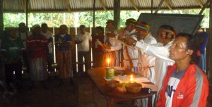 El padre Diego espera que el modelo de Iglesia indígena achuar pueda servir para otros contextos amazónicos. Foto: Cedida