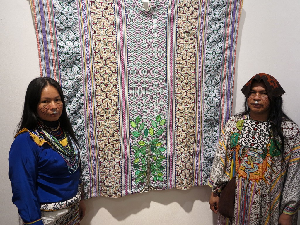 'Una Lima Menos Gris' también muestra artesanías del pueblo shipibo, como sus tradicionales telares. Foto: Beatriz García