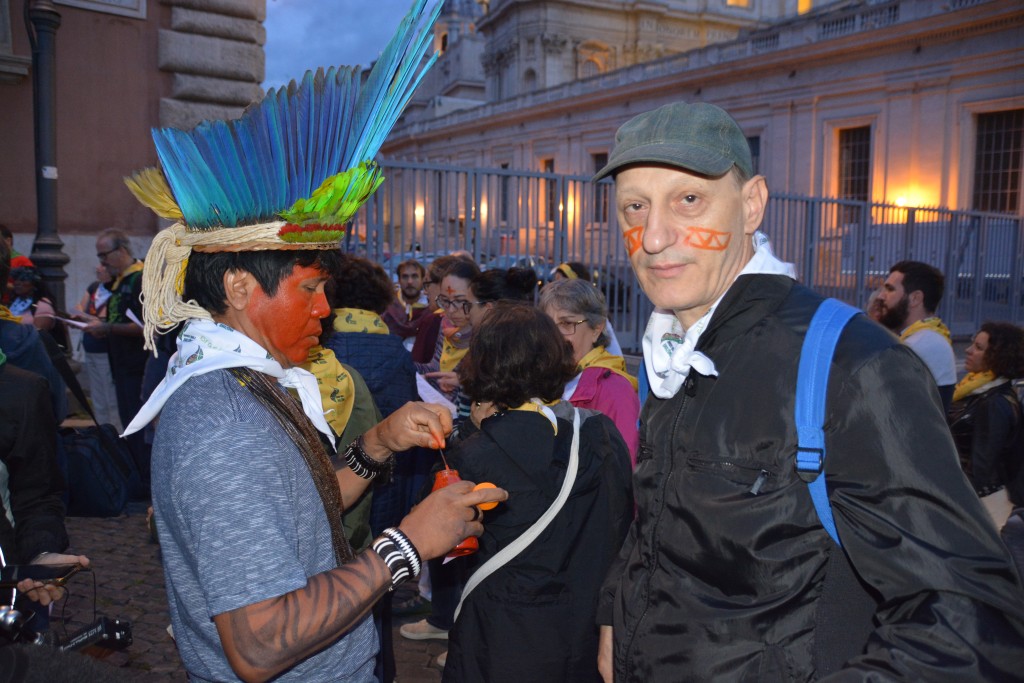 El achiote dio color a los rostros de la mayoría de los participantes. Foto: REPAM