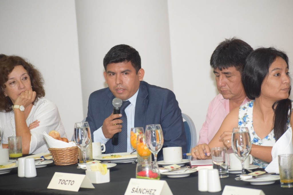 Congresista Alexander Lozano, representante de Madre de Dios, durante el evento. Foto: IRI-Perú