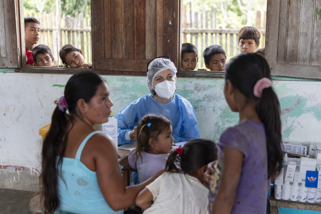 El centro de salud Santa Clotilde cuenta con una voluntaria médico pediatra gracias a una ong española. Foto: 