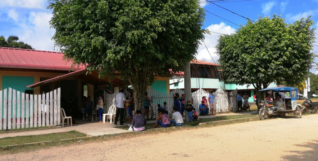 El Centro de Atención a Enfermedades Respiratorias de Sepahua recibe a decenas de personas cada día. Foto: Microred Sepahua