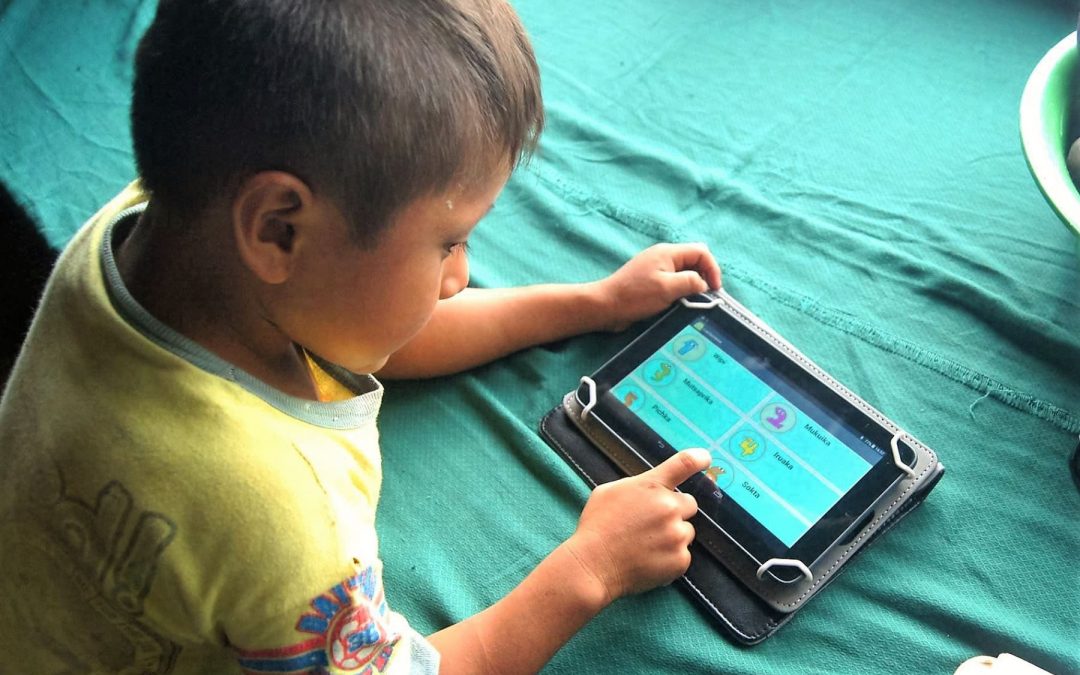IIAP desarrolla 5 aplicaciones para celulares para preservar lenguas indígenas