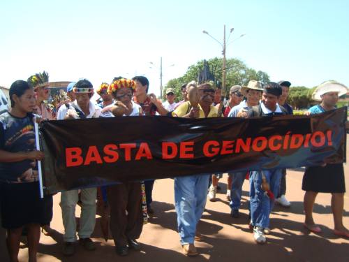 Brasil, genocidio indígena