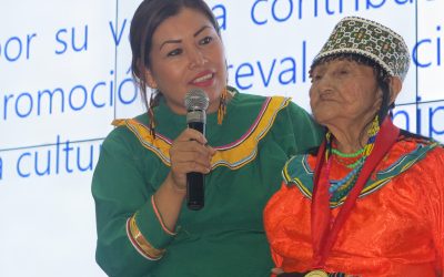 “Haz un solo collar y verás, verás que nunca en la vida dejarás la artesanía”. Y la abuela Manuela tenía razón