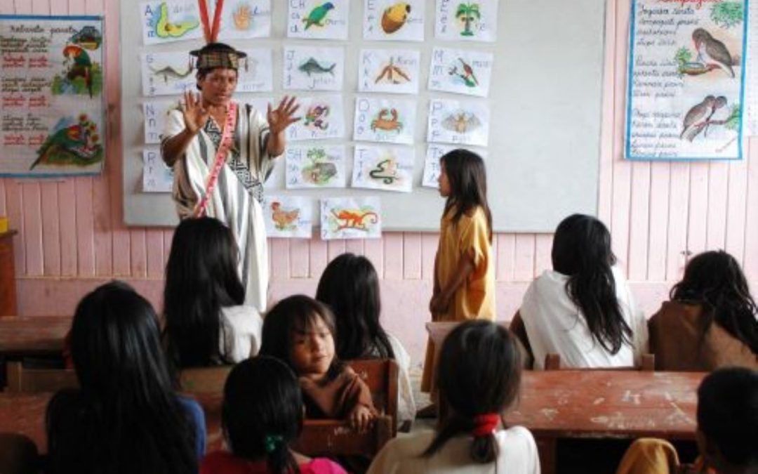 Estado asegurará acceso a educación y salud en lengua originaria a 4 millones de peruanos