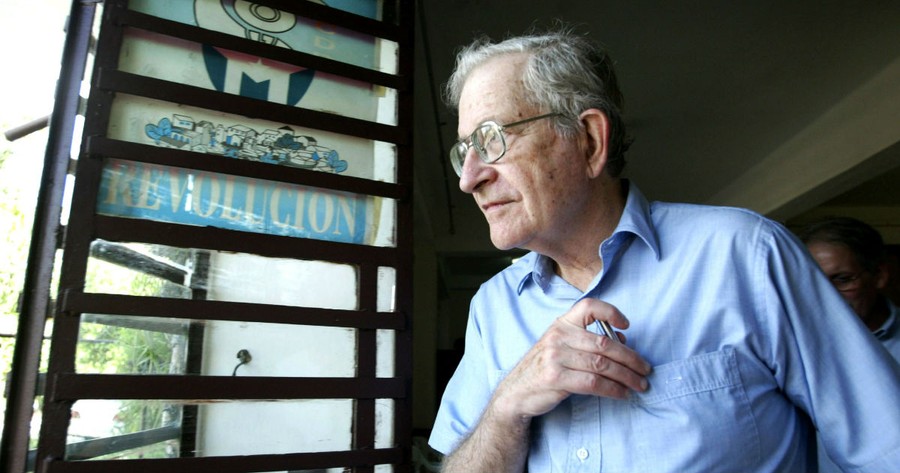 Chomsky: «Los pueblos indígenas están salvando al planeta de un desastre ambiental» [VIDEO]