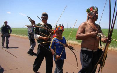 Brasil: La antorcha olímpica llega a la tierra de un pueblo indígena que se enfrenta al “genocidio”