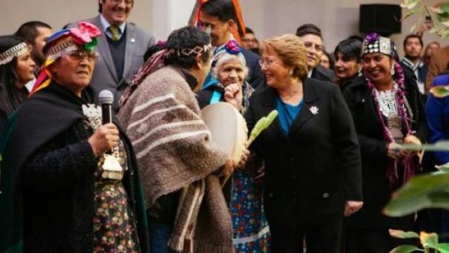 Michelle Bachelet creó el Ministerio de Pueblos Indígenas