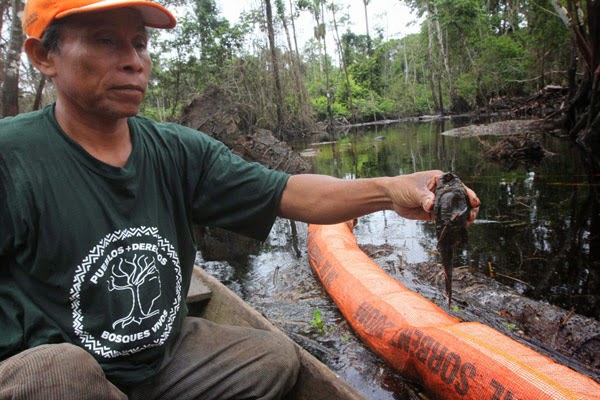 Cuninico sufre los estragos de nuevo derrame en la selva peruana