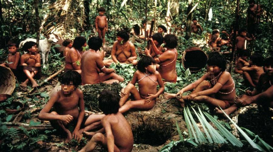Indígenas yanomami contaminados por mercurio en Amazonía de Brasil