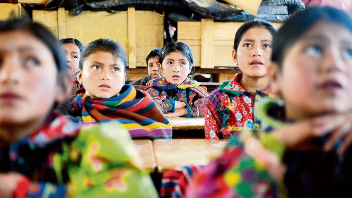 El 36% de mujeres indígenas tiene educación secundaria