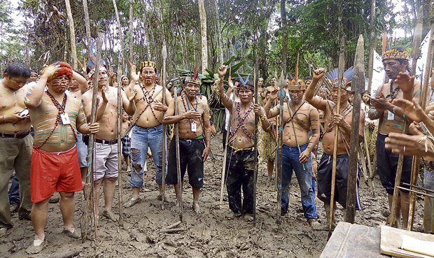 Nativos toman base de PetroPerú en Loreto
