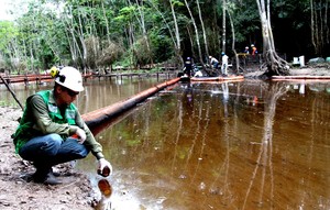 OEFA inspeccionó zonas de derrame petrolero en Imaza y Morona