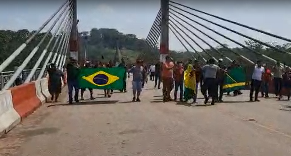 Frontera Perú – Brasil: Ciudadanos realizan plantón para exigir la apertura del Puente de Integración