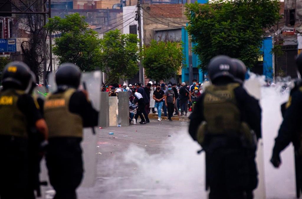 Informe sugiere que presidenta Boluarte no tomó medidas para detener las muertes en protestas