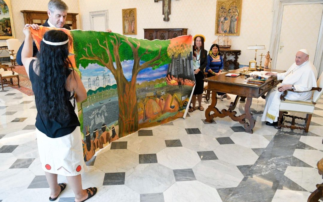 Arte indígena del corazón de la Amazonía peruana llega al Vaticano como regalo al Papa Francisco