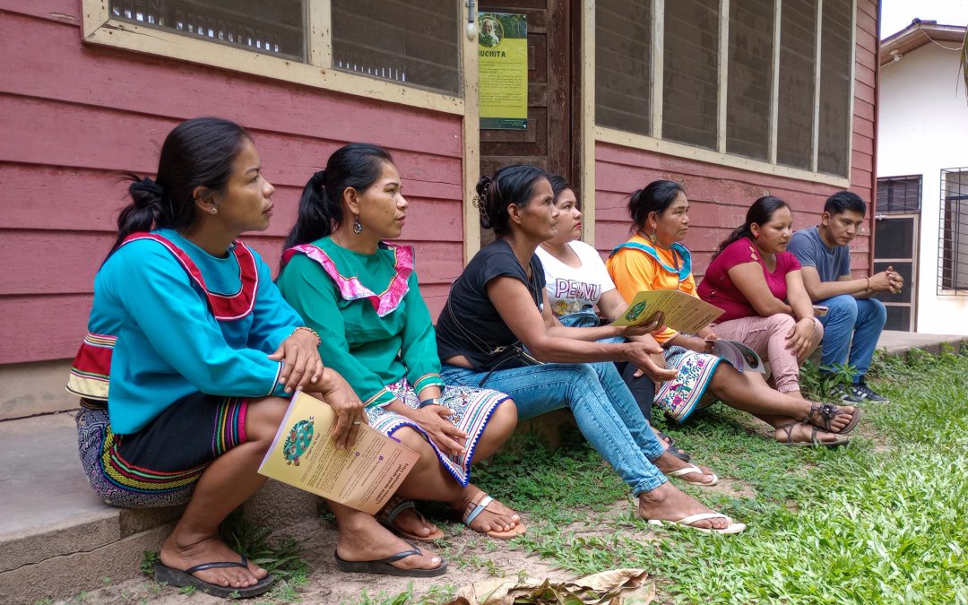 Mujeres indígenas se fortalecen para ser agentes de cambio en la Amazonía