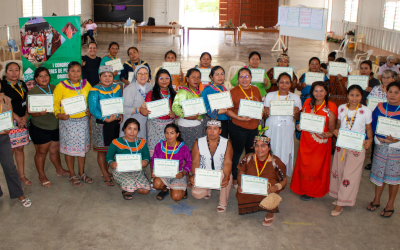 Mujeres indígenas de la Amazonía alzan su voz en histórico congreso en Pucallpa